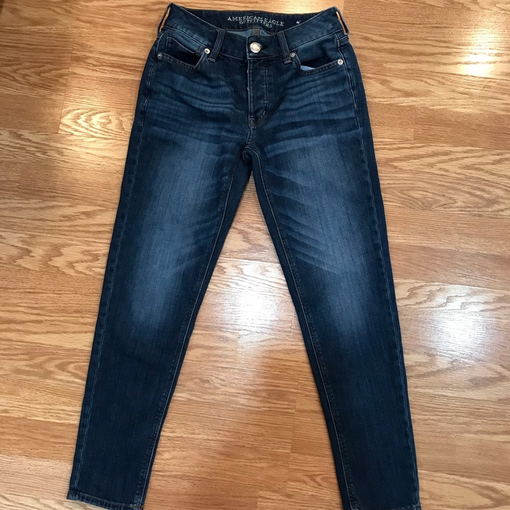 American eagle “tomgirl” jeans